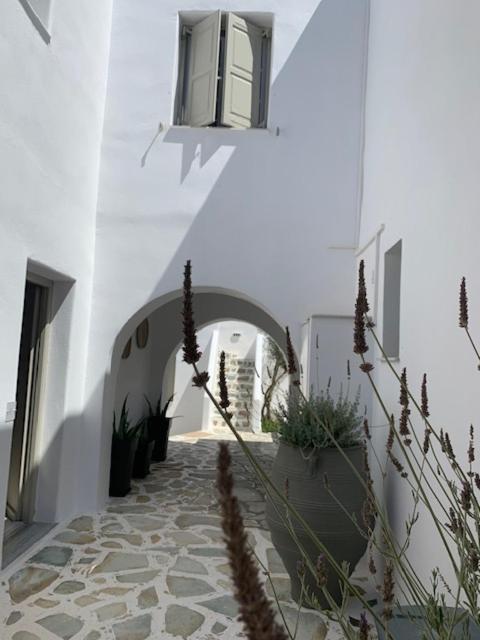 Sea & Sun Paros Hotel Náousa Exterior foto